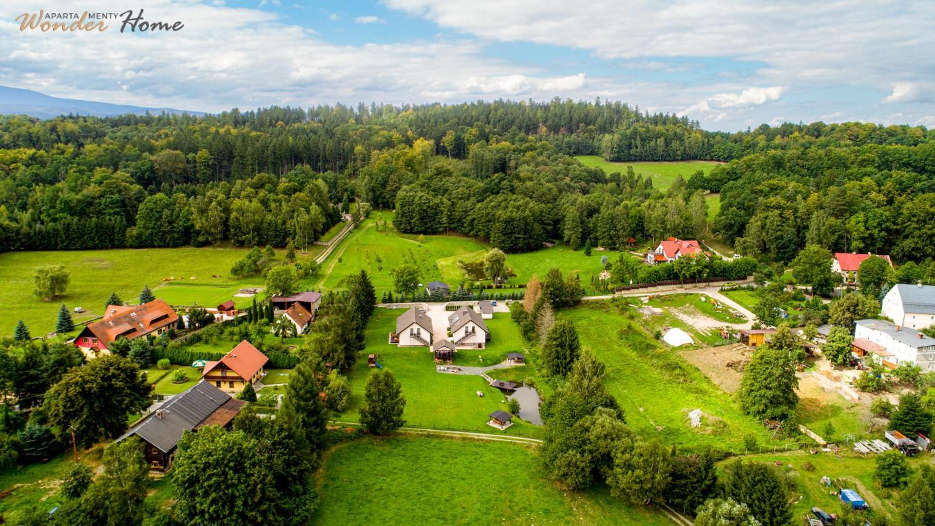 Apartamenty Czerwony Dworek - Duzy Teren Zielony, Plac Zabaw, Miejsce Na Grilla I Staw Z Mozliwoscia Wedkowania, Boisko 마이스타코비체 외부 사진